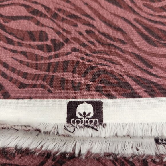 Purple Wood Grain Abstract Pattern Cotton Fabric 2 Yards x 44" Wide - Picture 3 of 3